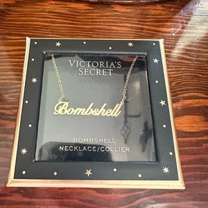 Bombshell Gold Necklace VS